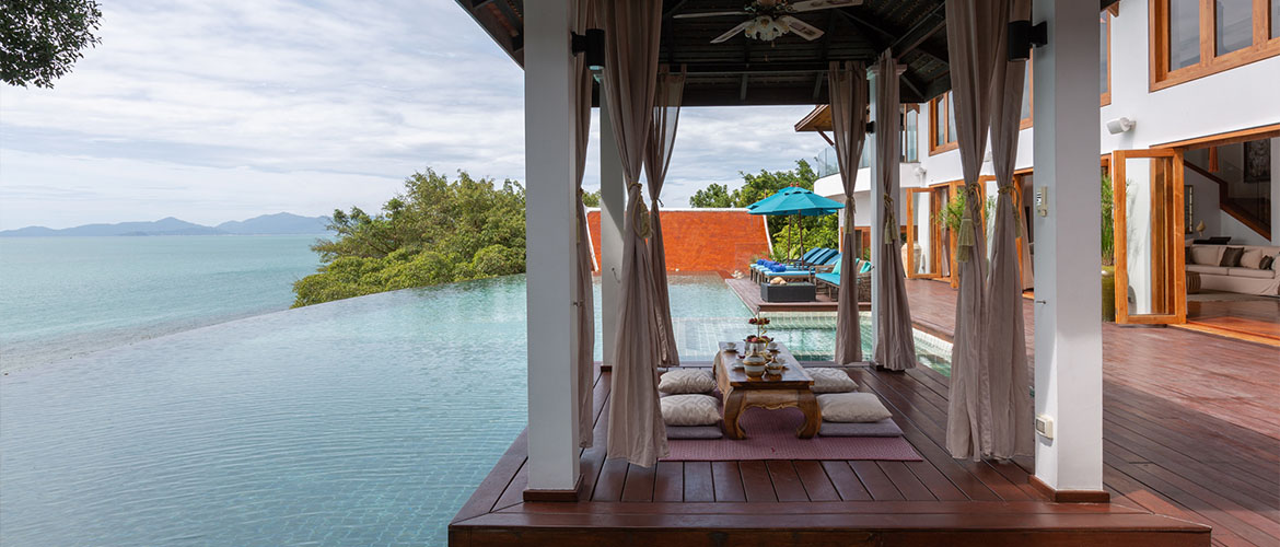 Villa Riva - Infinity pool and sala1